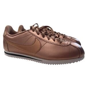 NWOB Woman’s Nike Cortez Shoes Bronze Copper Metallic Black White Size 7 6Y 24cm